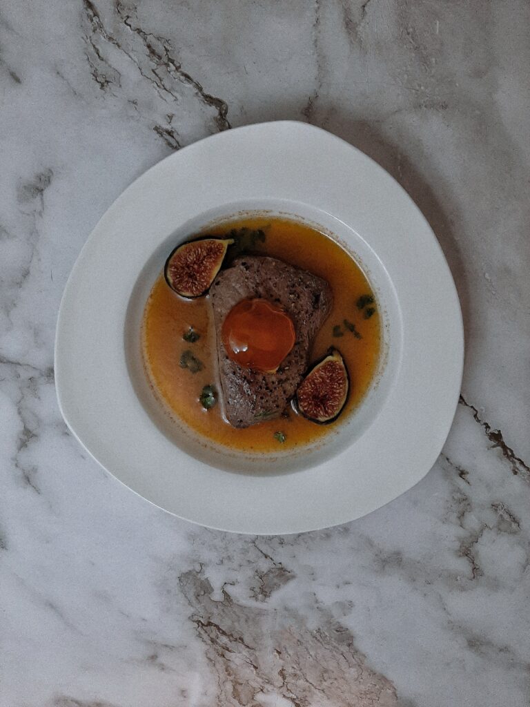 biefstuk Loetje recept makkelijk easy how-to-do how to do recipe steak easy togoodtobefood sam van der sluijs gepekelde eidooiers eierdooiers salt cured egg yolks keto koolhydraat arm beperkt koolhydraatarm recept